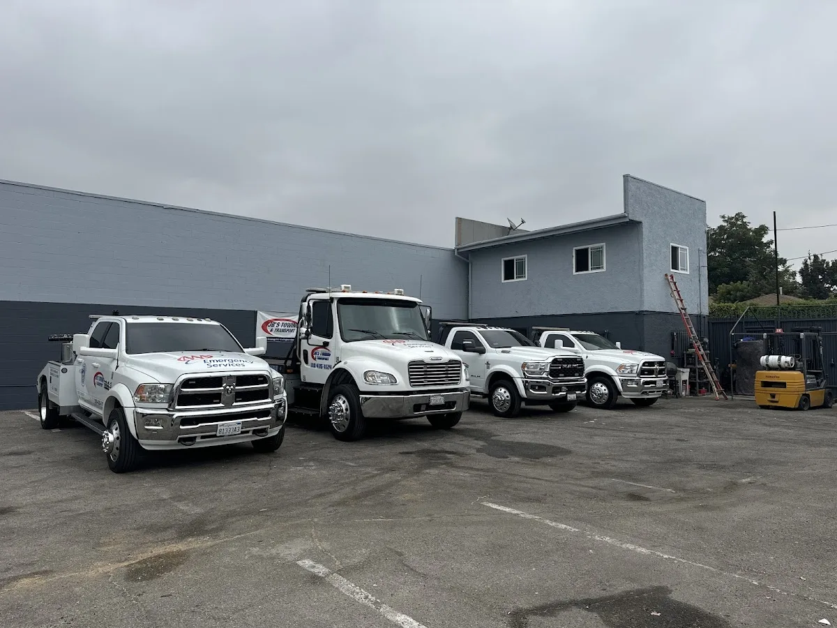 Jb's Towing and Transport & servicio De grua primary photo