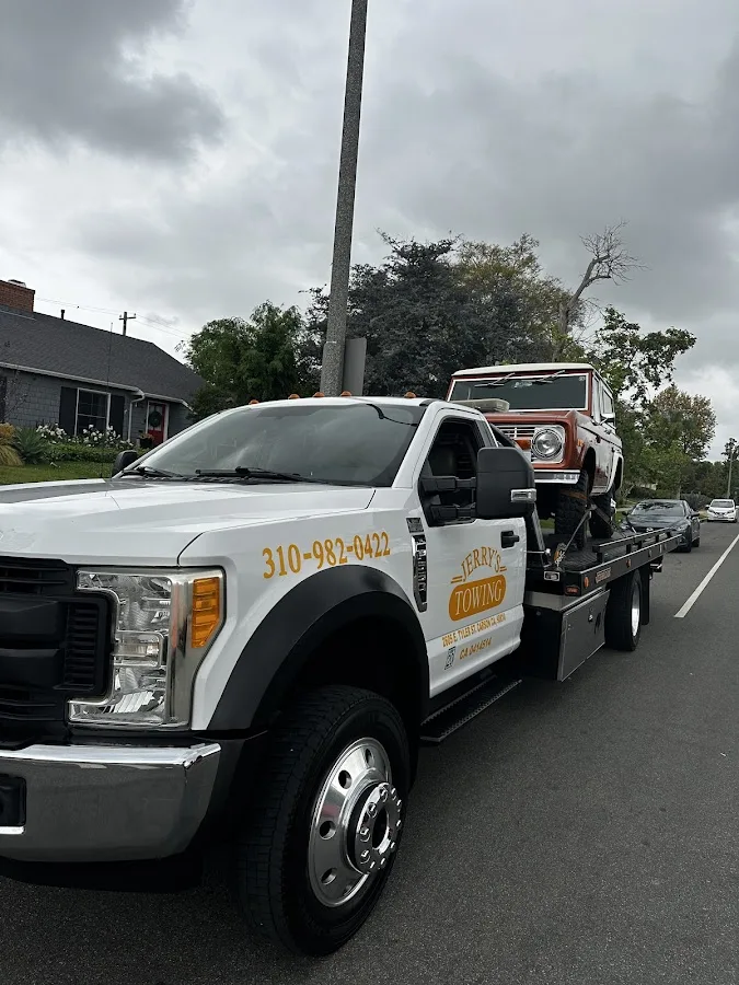 Jerry's Towing