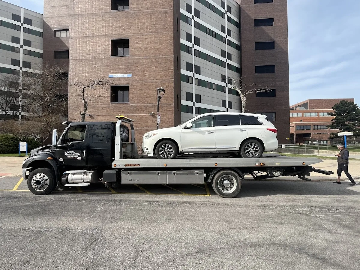 Joe's Towing