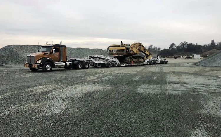 John Salazar Heavy Haul & Tow primary photo