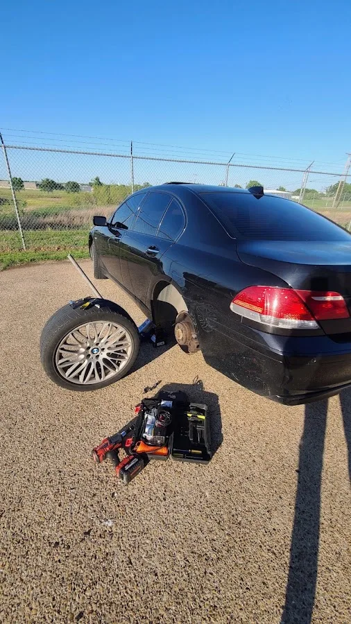 JR Long Beach Jump Start And Roadside Assistance