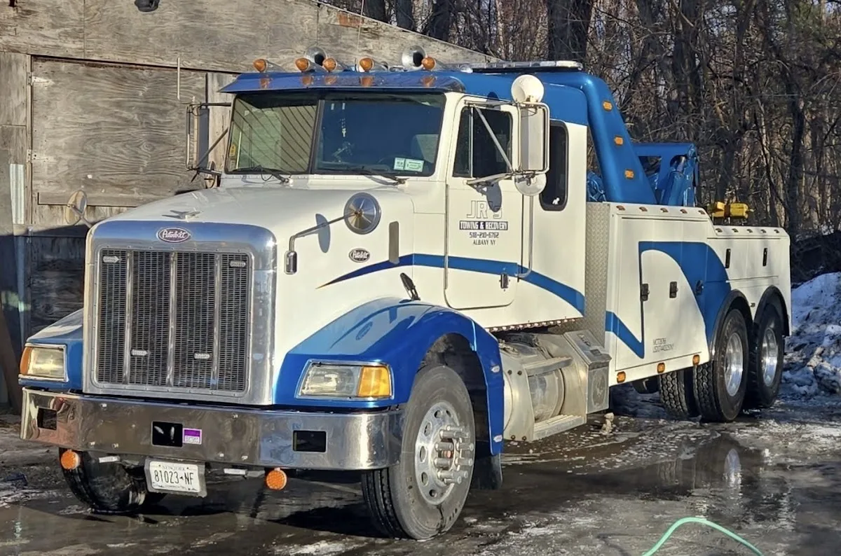 JR's Towing and Recovery