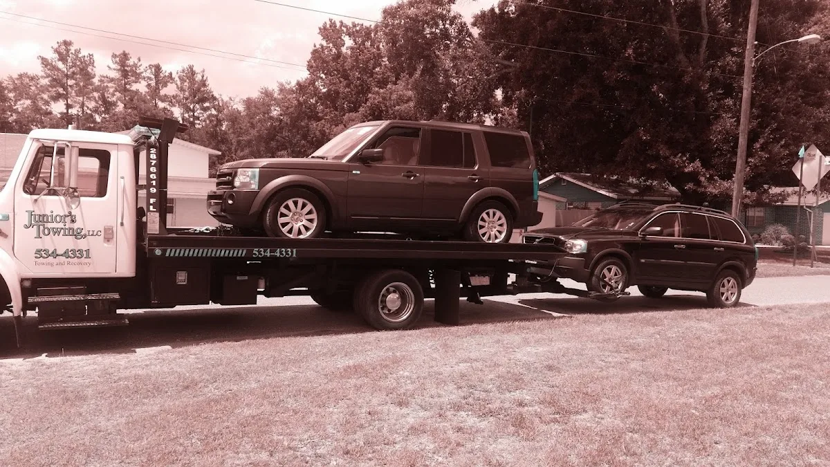 Junior's Towing LLC