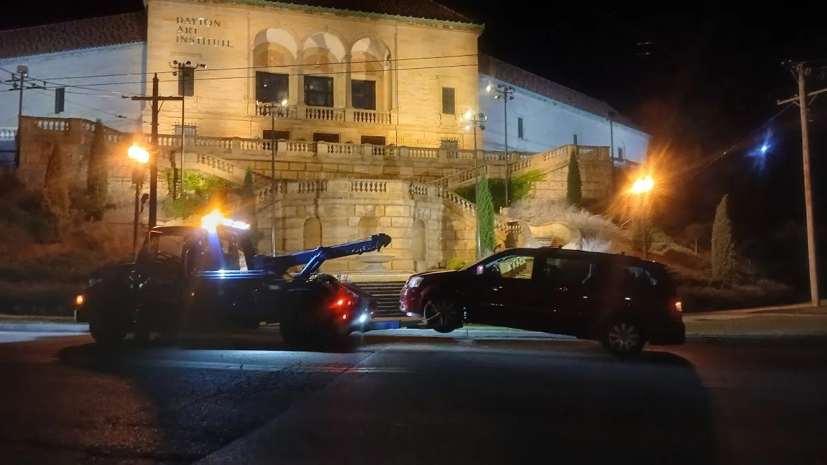 Kenny's TOWING & RECOVERY