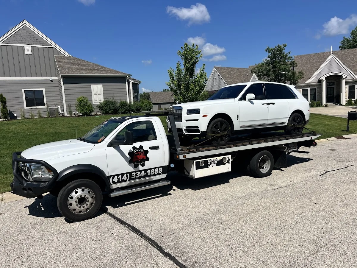 Kicos Towing LLC