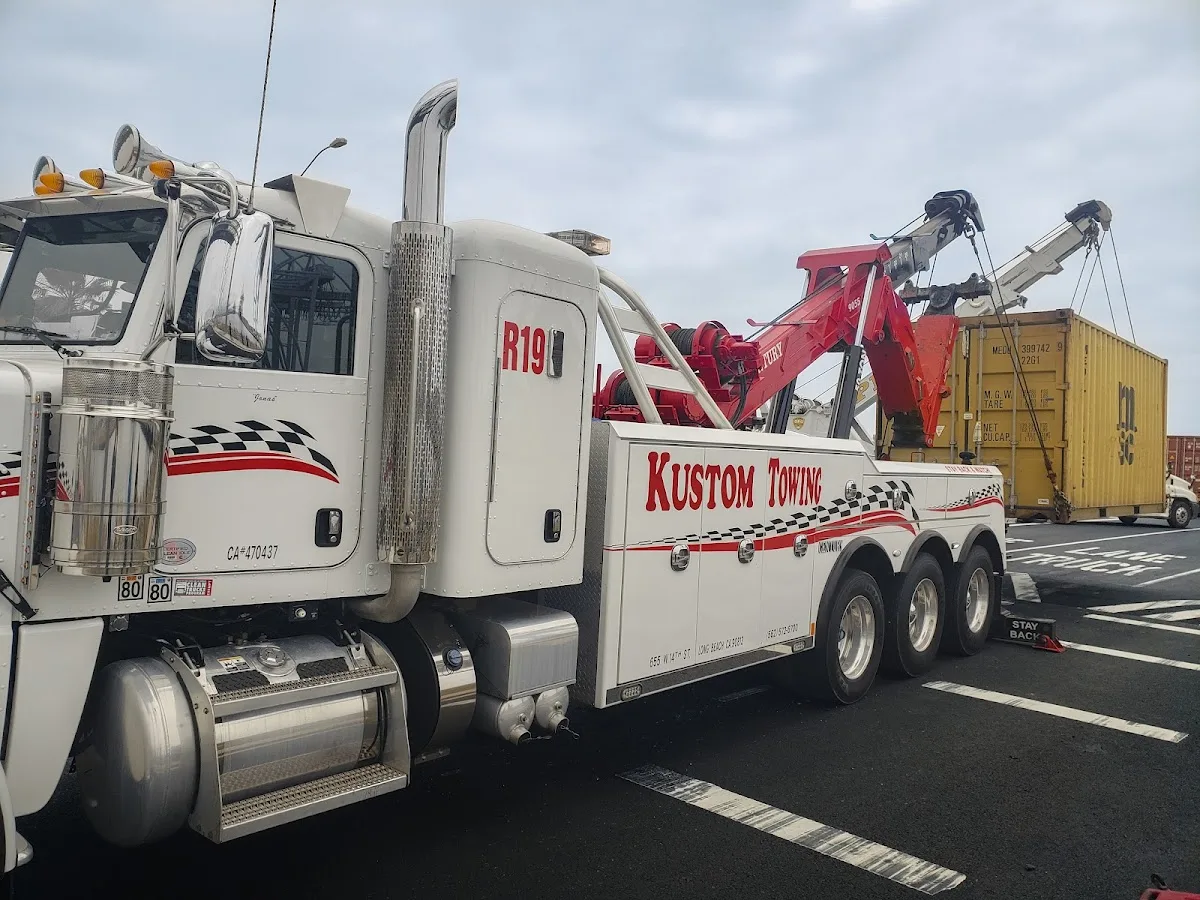 Kustom Towing, Inc. primary photo