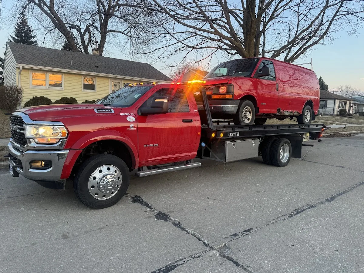 Kwik Towing & Milwaukee Junk Cars LLC