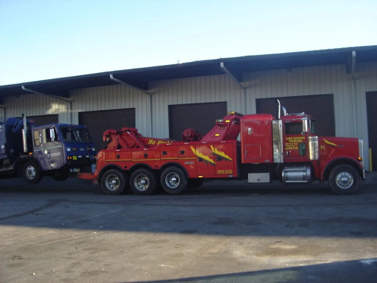 Lake Jackson Towing Wrecker & Accident Recovery Inc primary photo