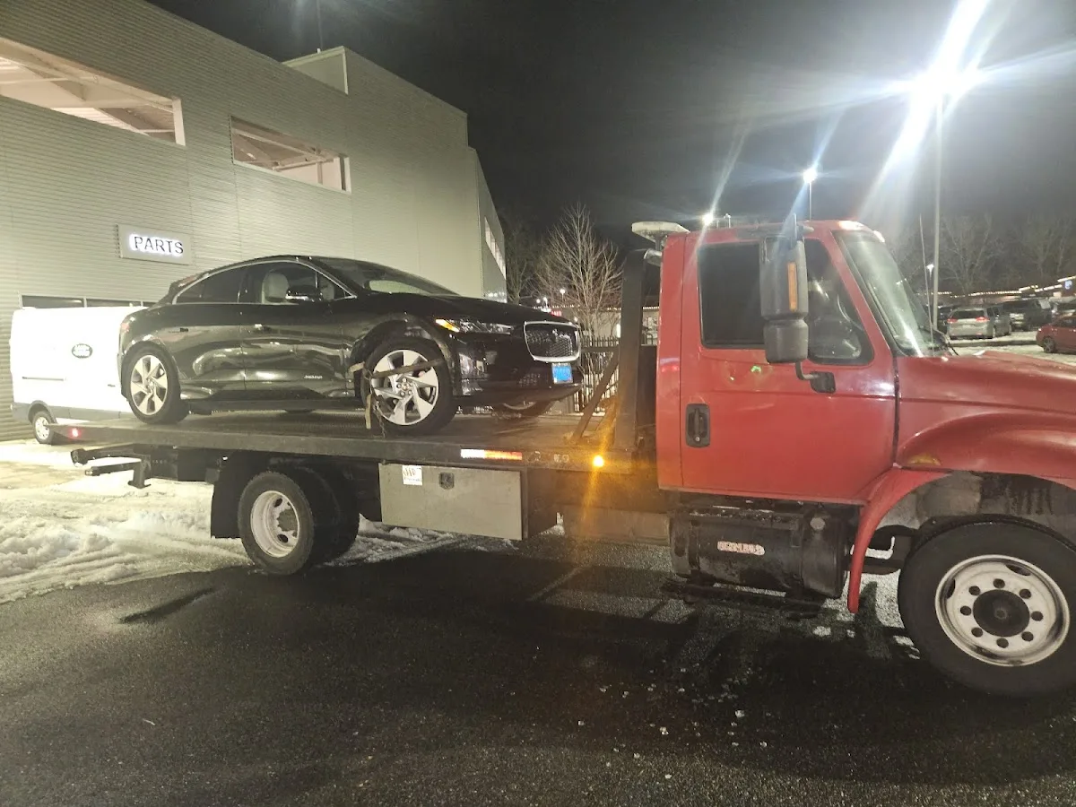 Laneys Towing and Automotive