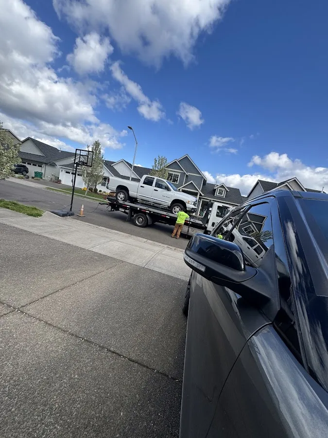 LB'Z Towing and Recovery INC