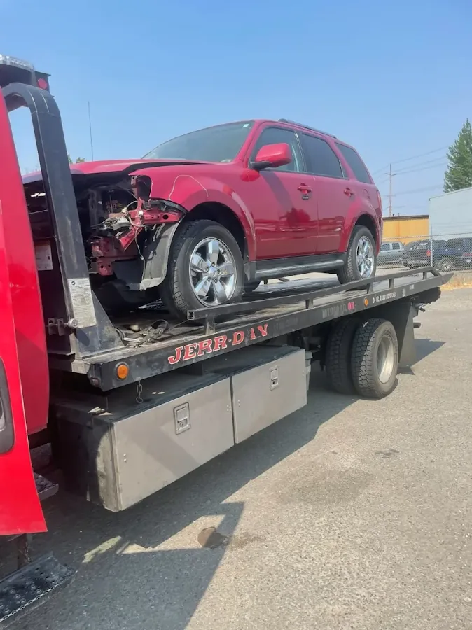 Leon Towing