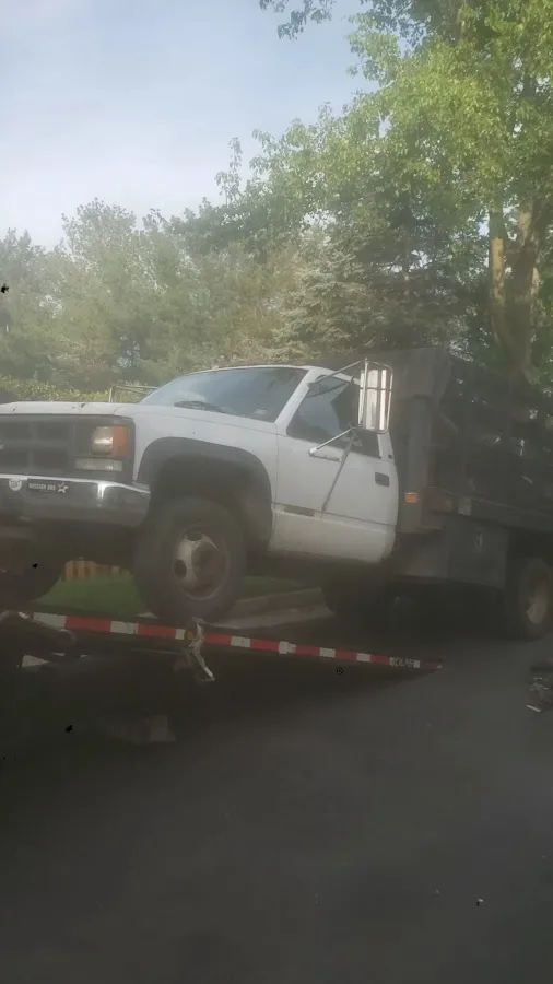 Little Man Towing & Recovery- Falls Church