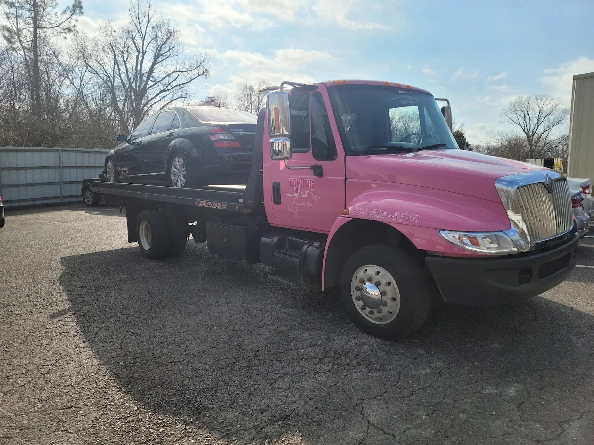 Mace's 24 Hour Towing & Recovery