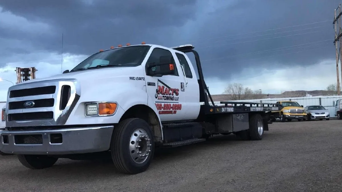 Macy's Towing LLC