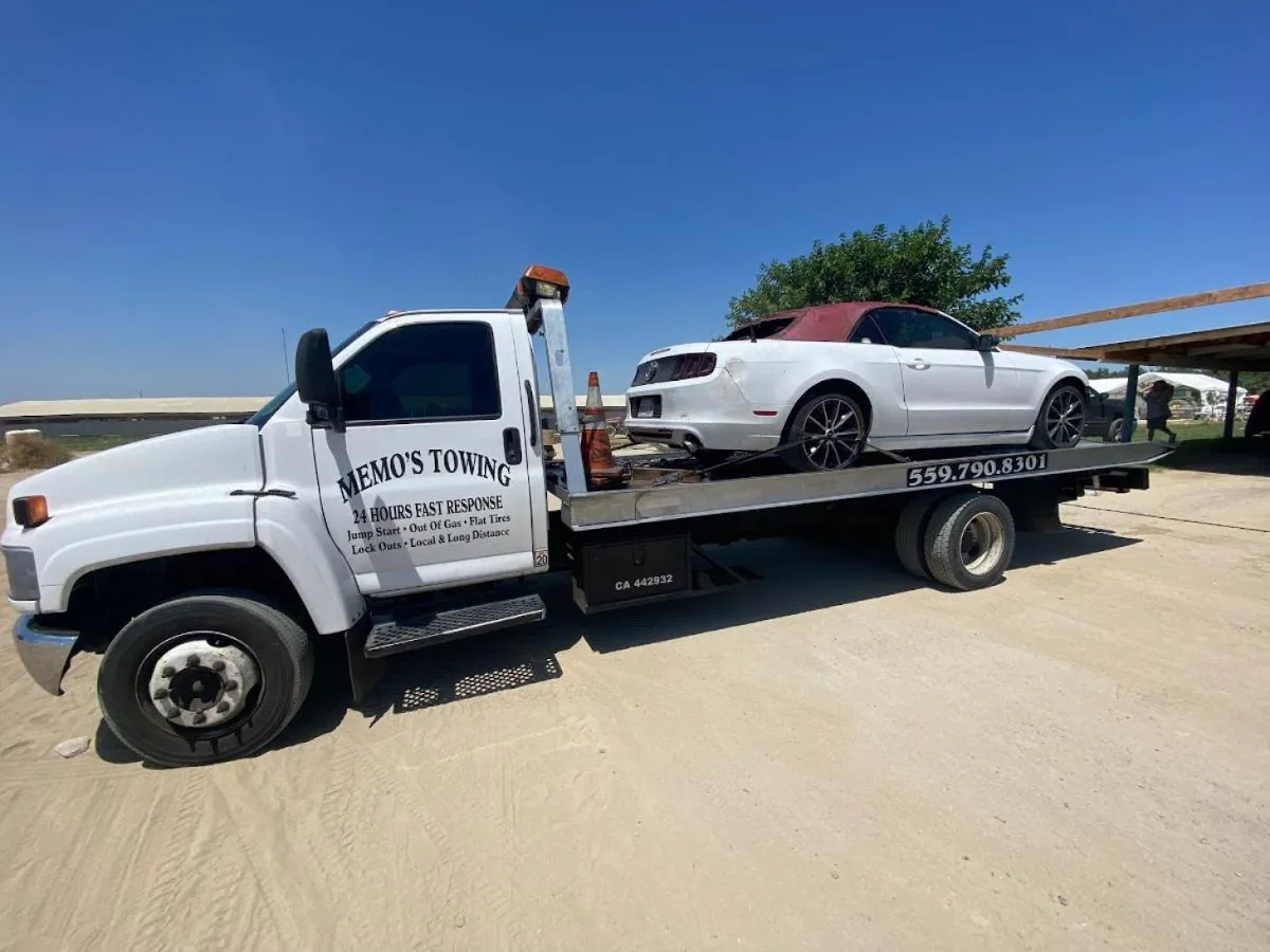 Memo's Towing primary photo