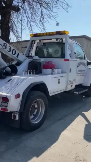 Memo's Towing