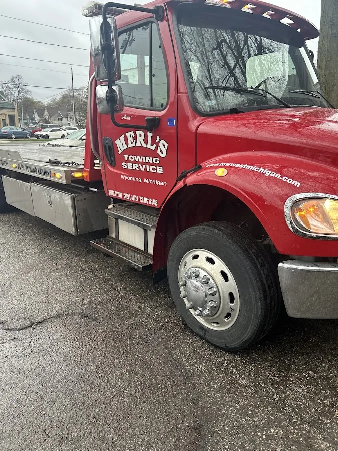 Merl's Towing Service