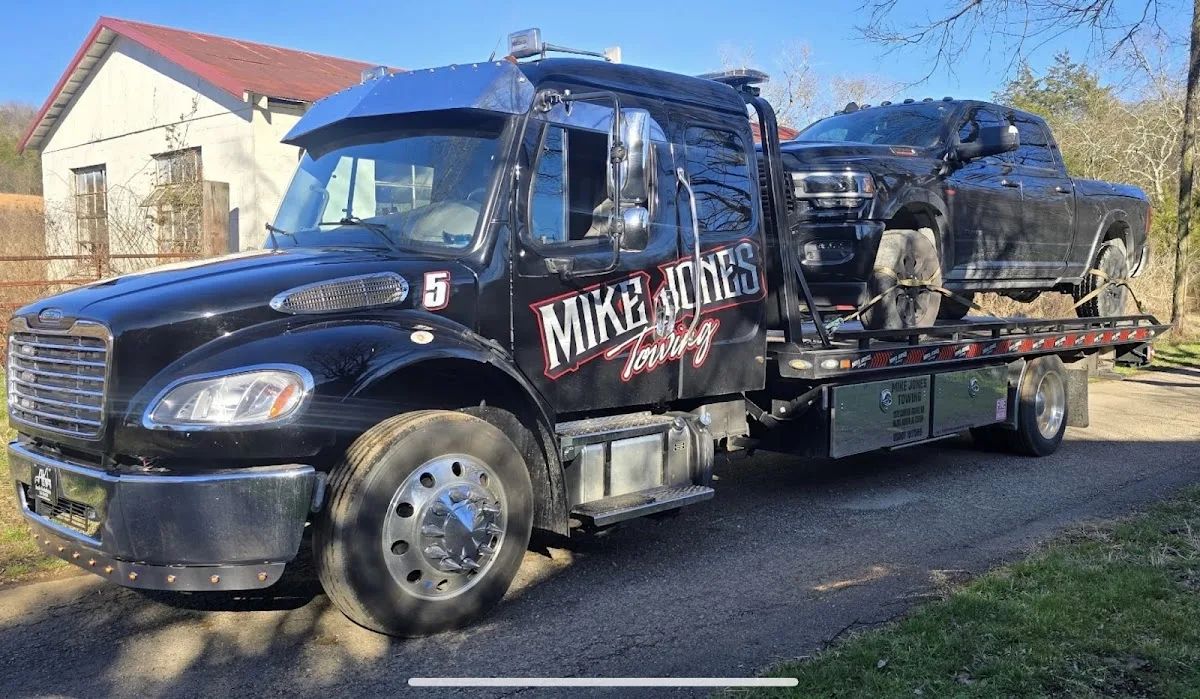 Mike Jones Towing