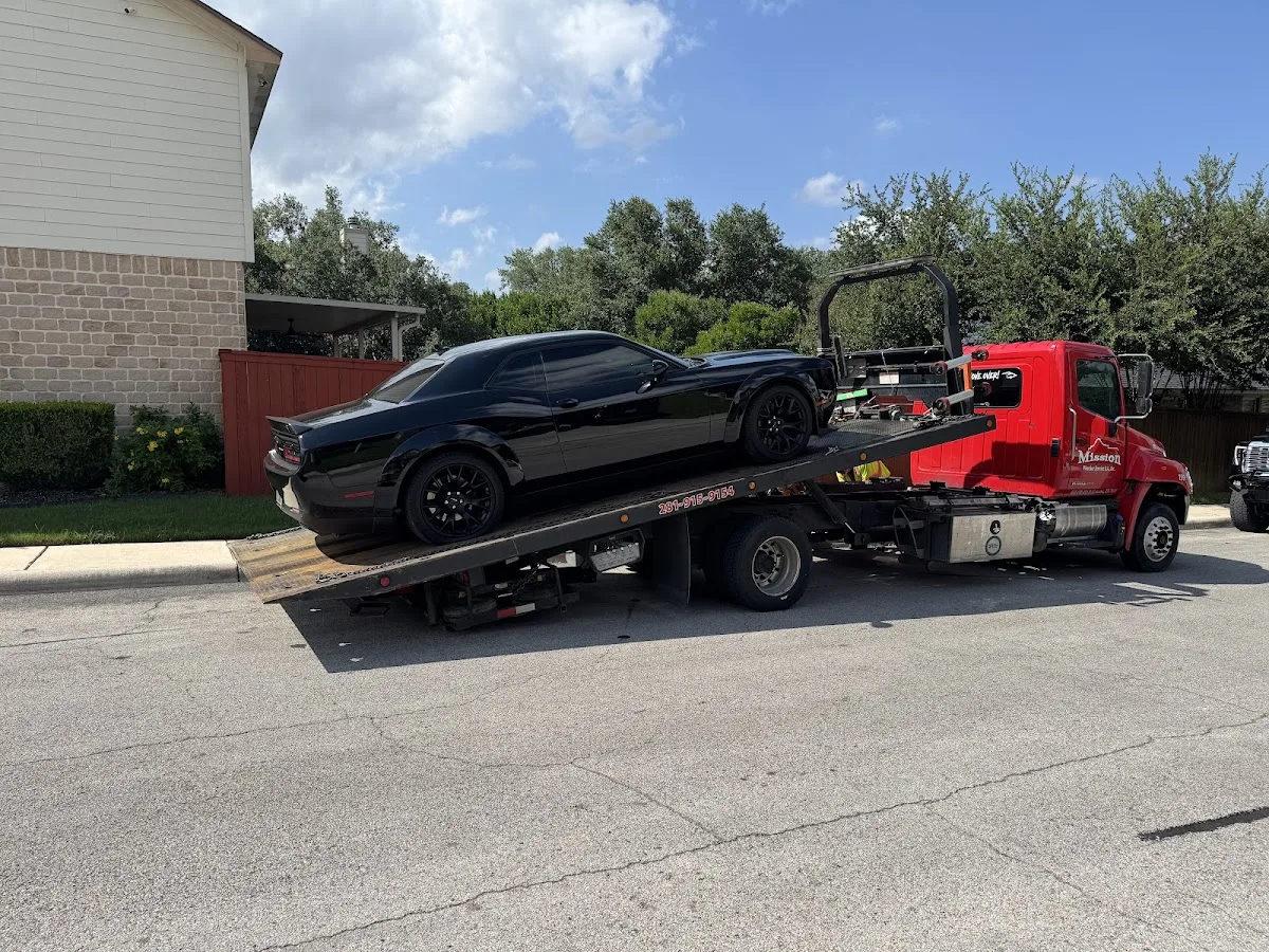 Mission Wrecker Service – Car Towing & Heavy Duty Recovery