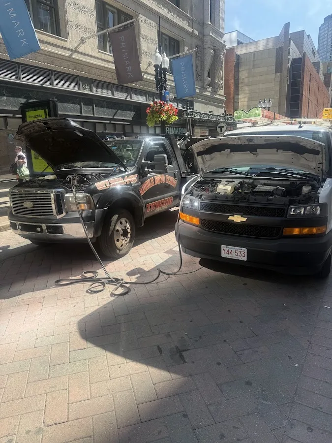 Mobile Auto Clinic Towing