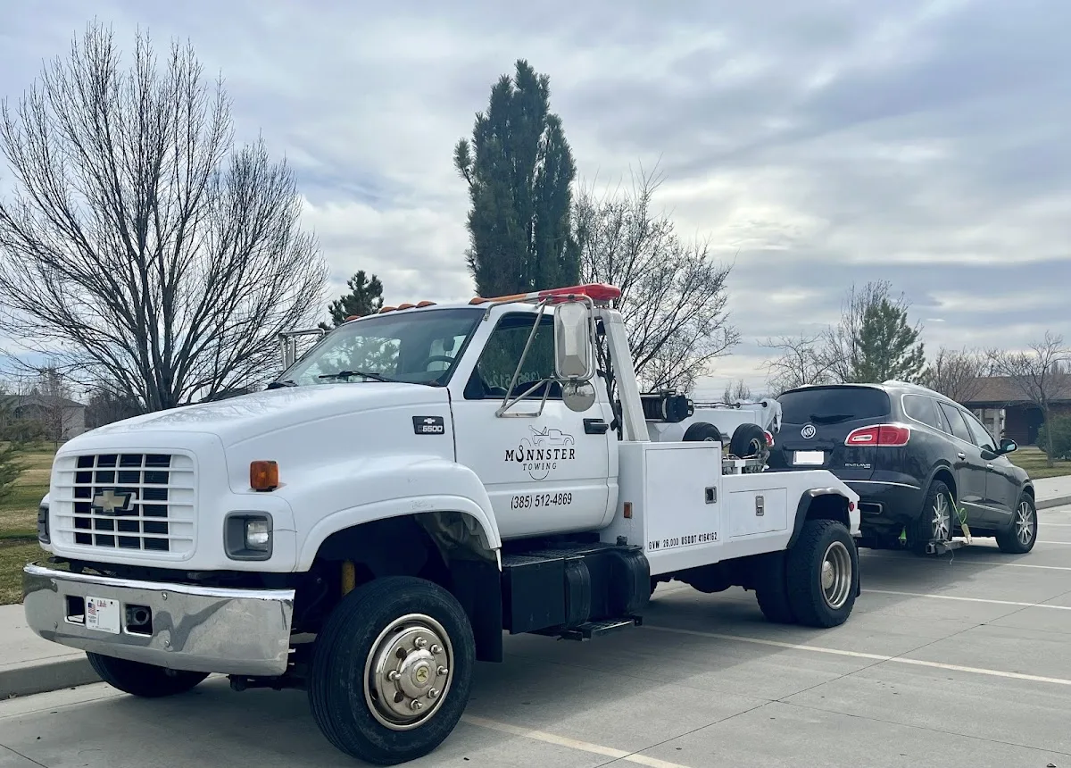 Munnster Towing - Cheap Towing SLC Salt Lake - RATES STARTING AT $79