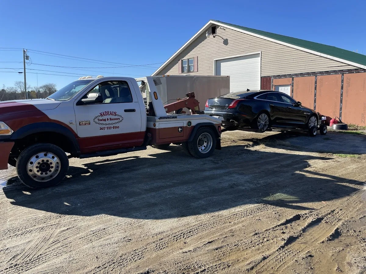 Nadeau’s Towing & Recovery