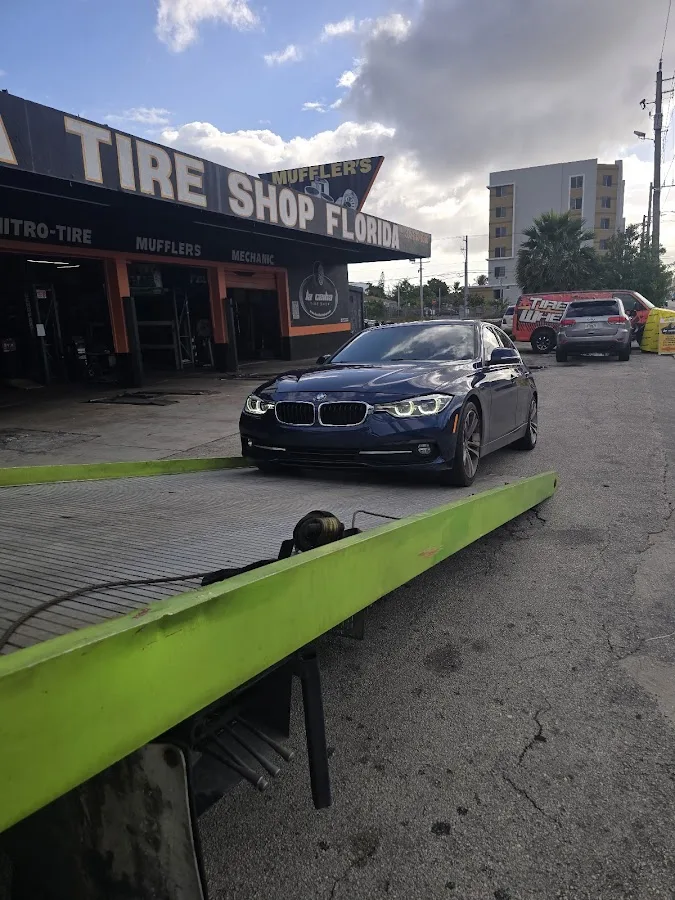 Near-by towing Grúa