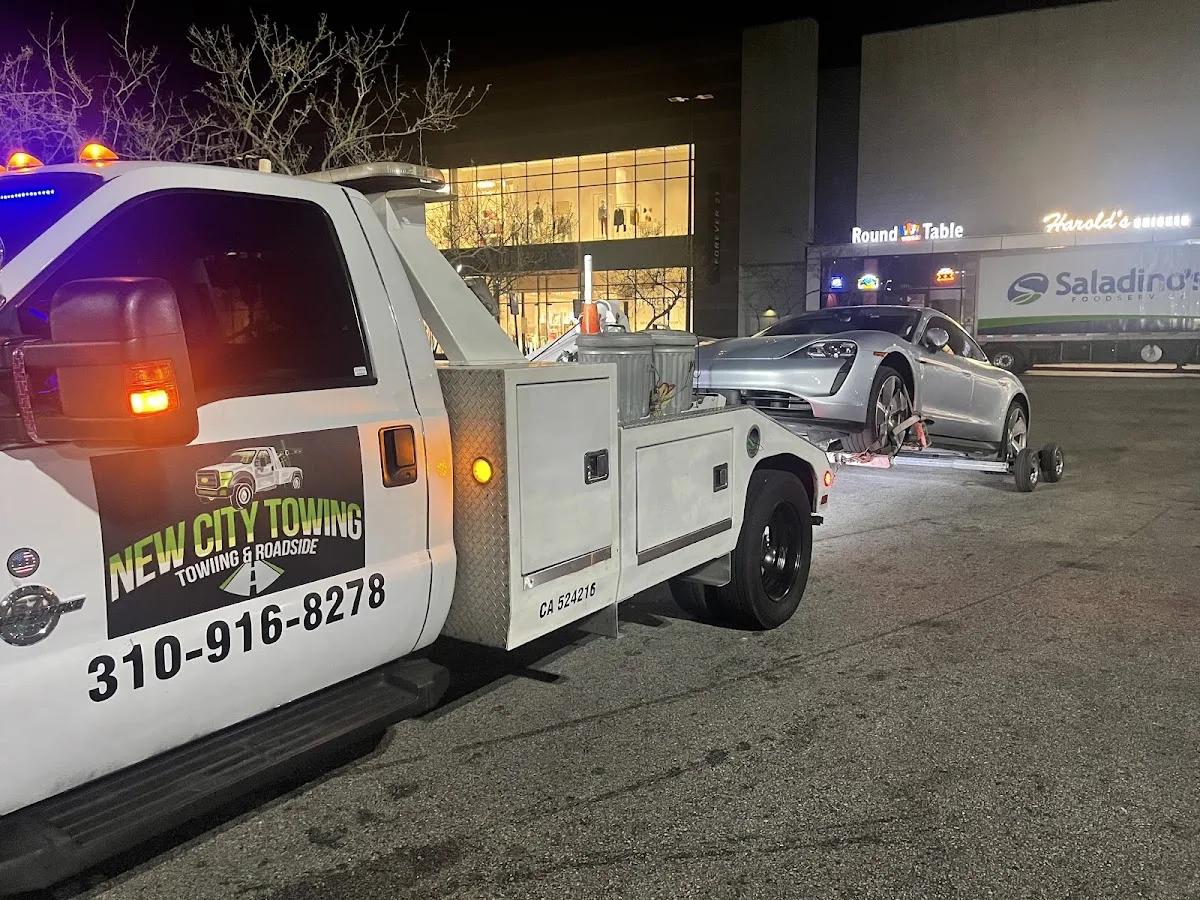 New City Towing primary photo