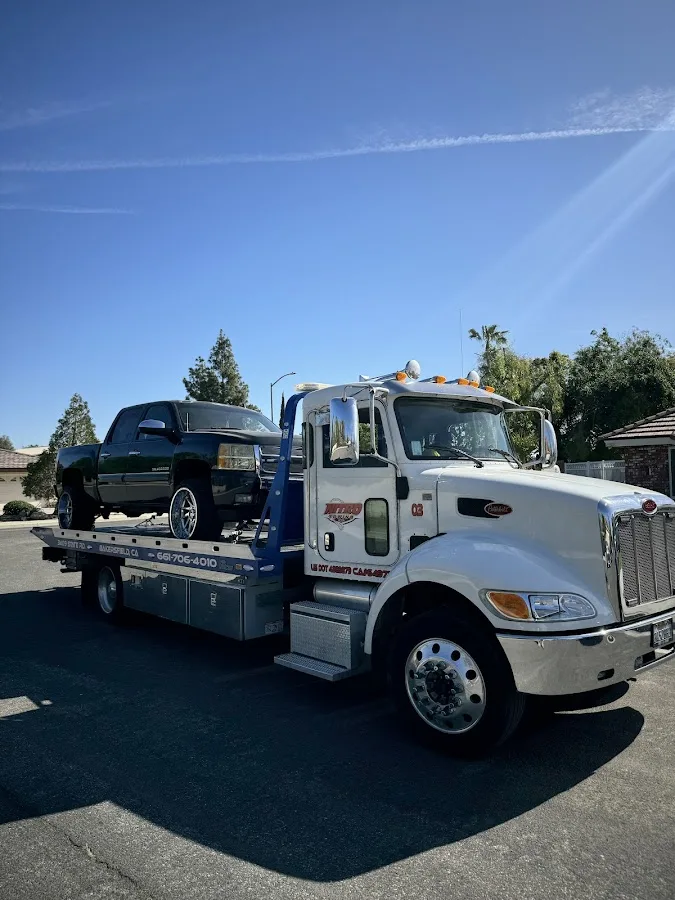 Nitro Towing Inc primary photo