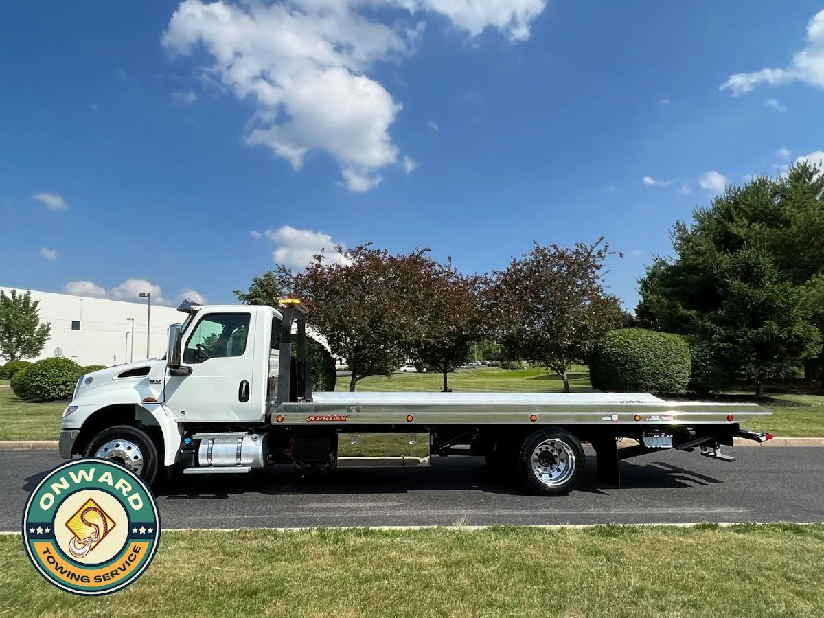 Onward Towing Service