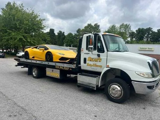 Oscar's Towing & Recovery