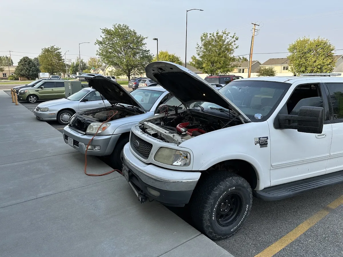 Patriot Towing & Hauling LLC