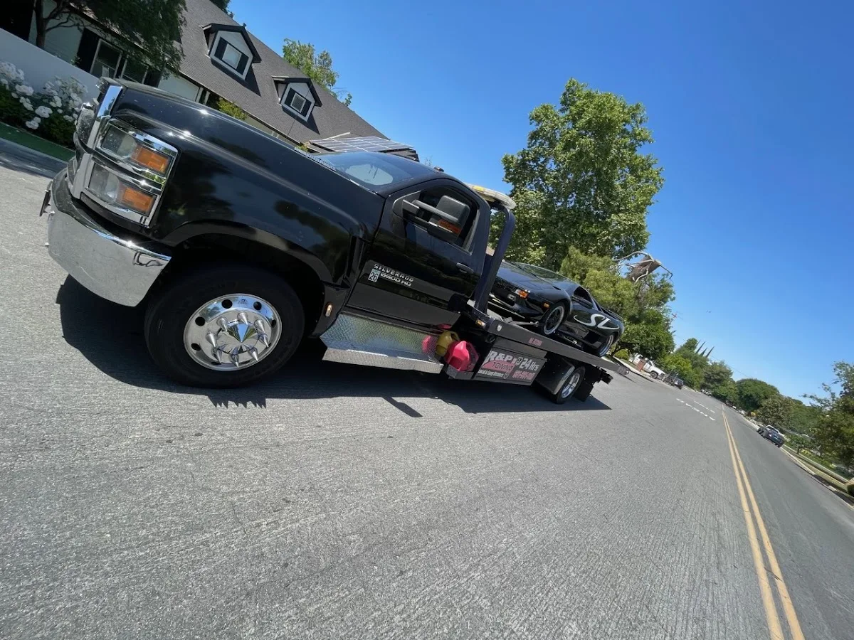 R & P Towing