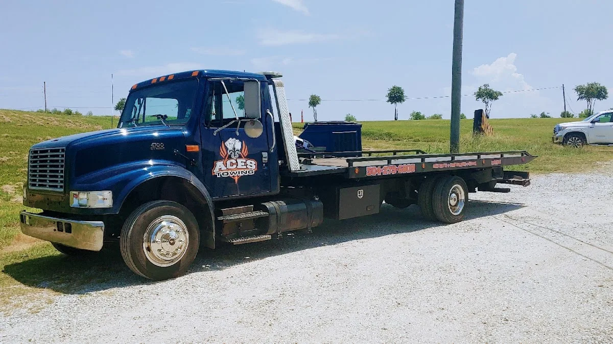 R & S Towing