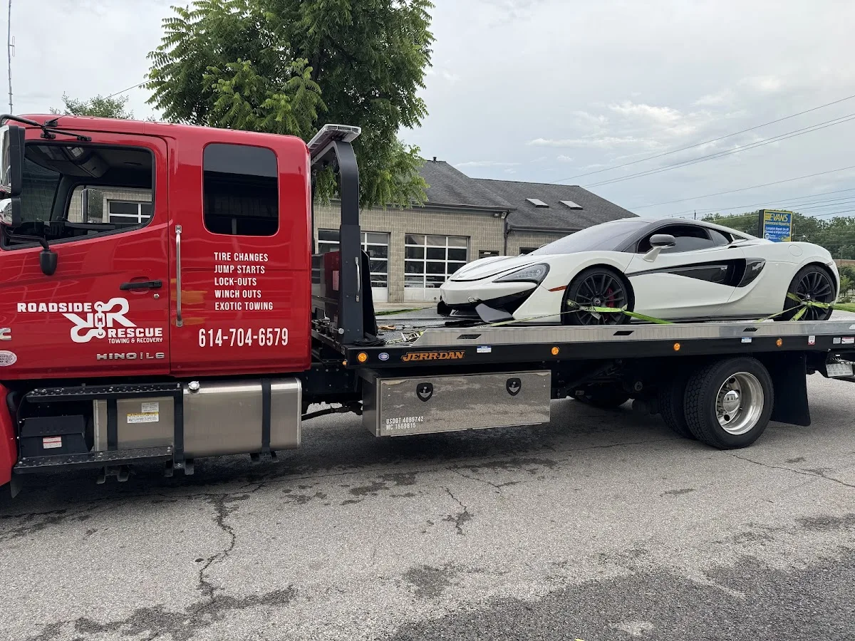Roadside Rescue Towing & Recovery LLC