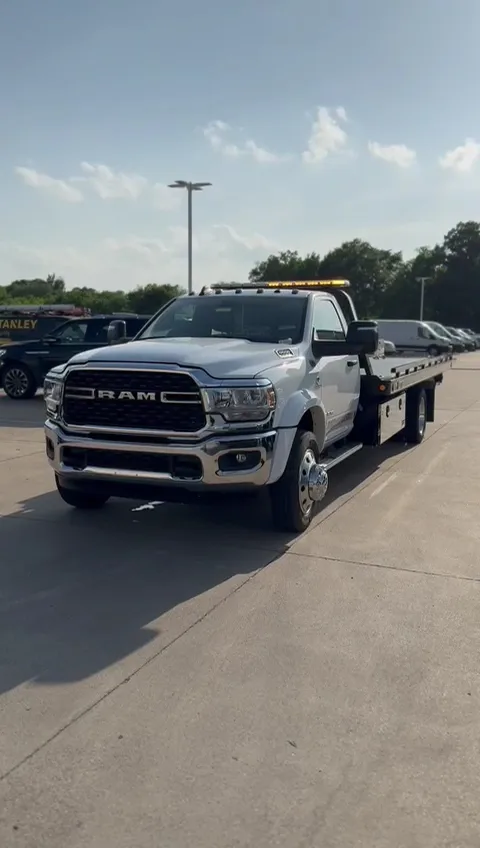 Roadside Wrangler - 24/7 Towing Service