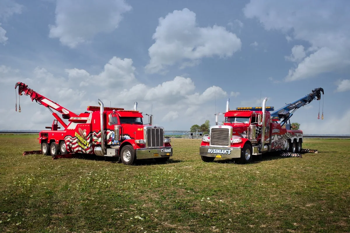 Rusiniak's Towing