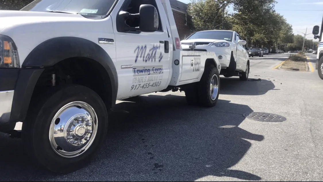 Towing pickup and controlled transport