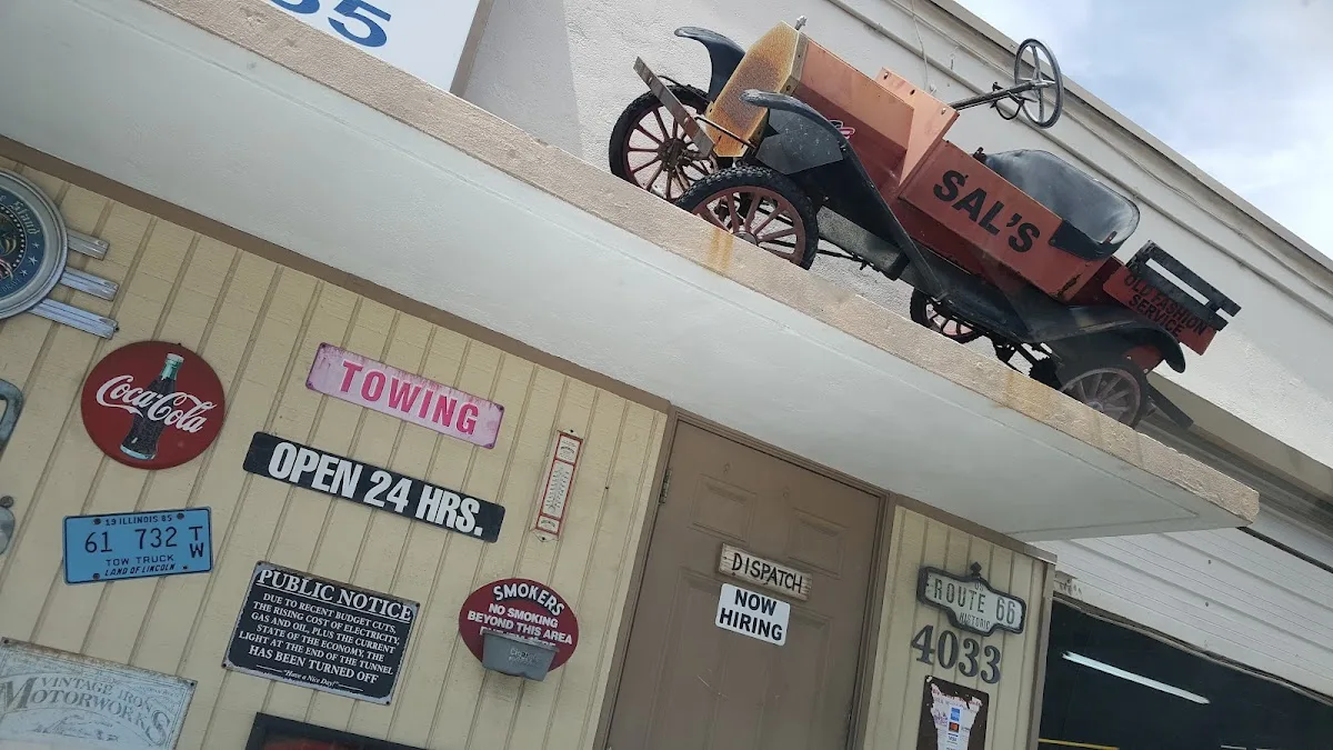 Sal's Towing