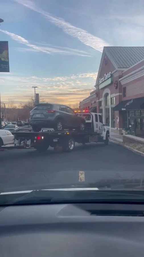 Salty Towing & Recovery