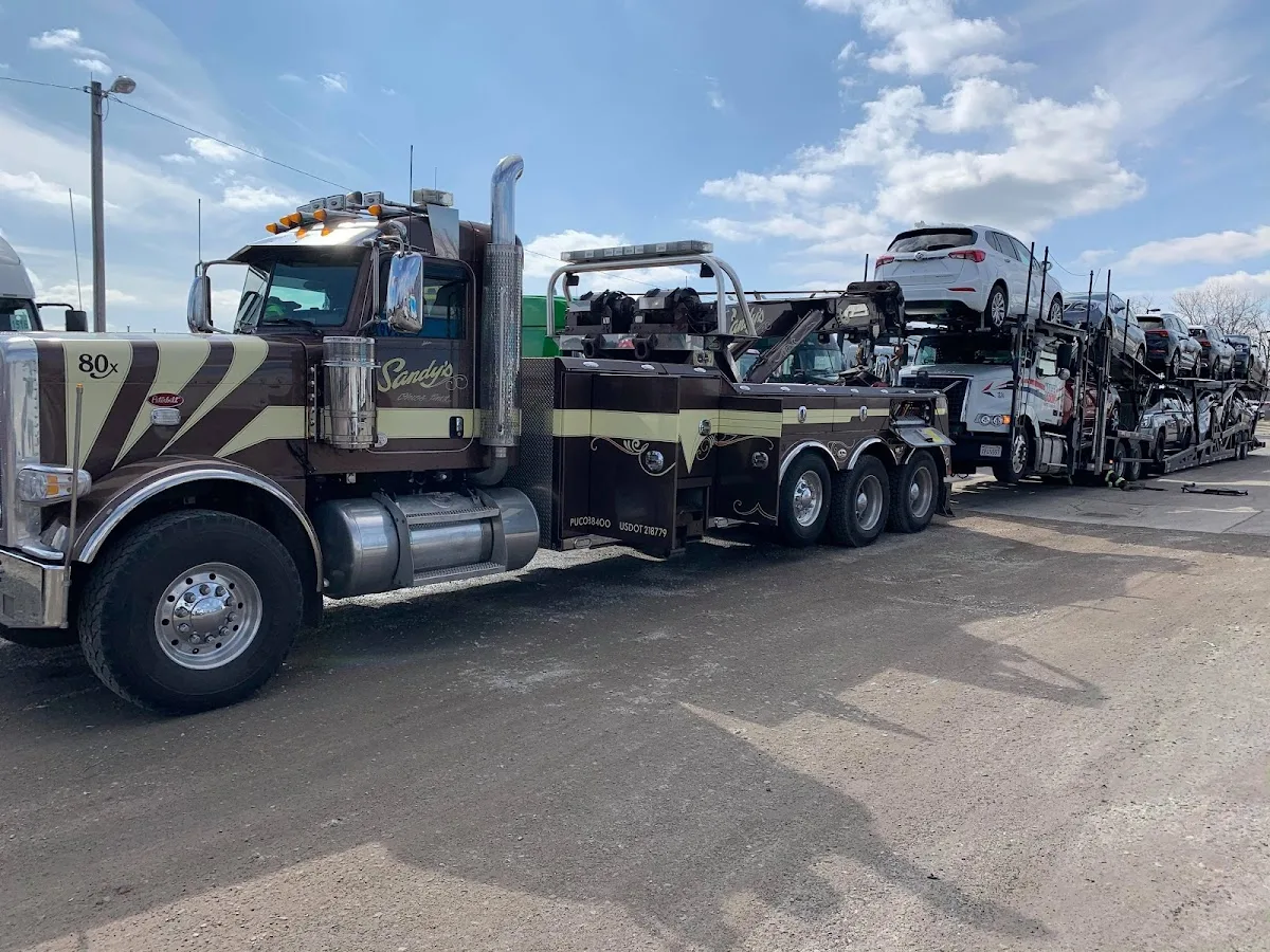 Sandy's Towing