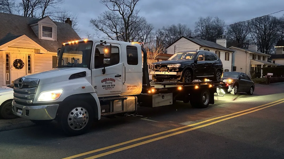 Santa and Sons Towing and Recovery llc