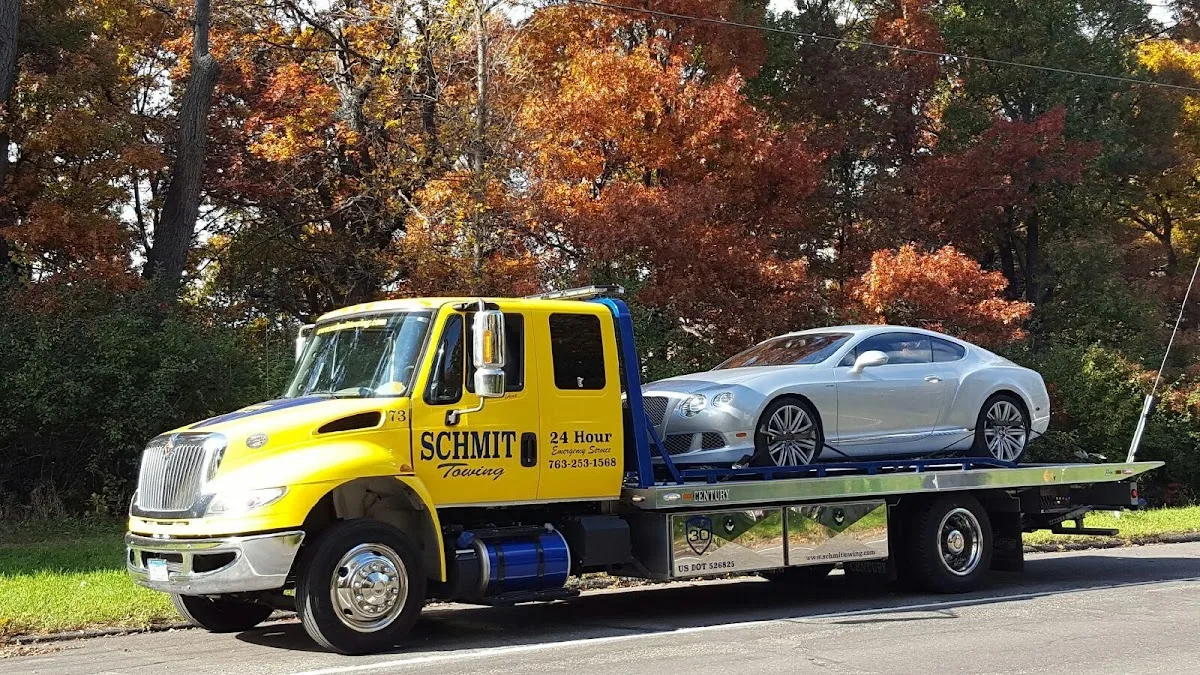 Schmit Towing primary photo