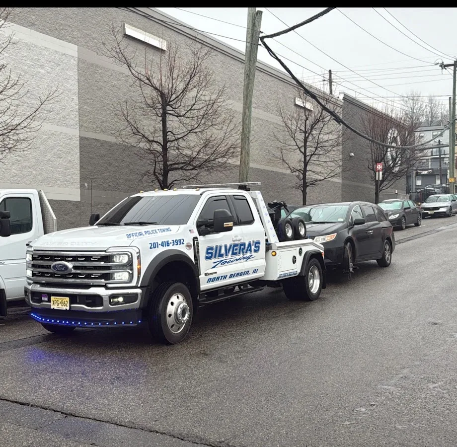 Silvera’s Towing