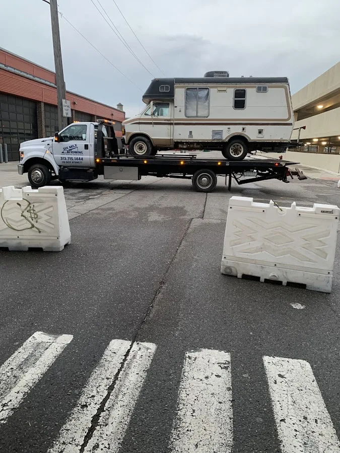 Six Mile Towing