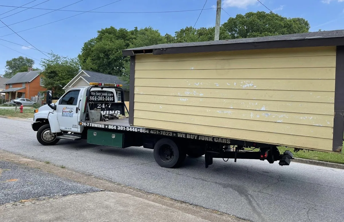 Squirrel Towing, LLC