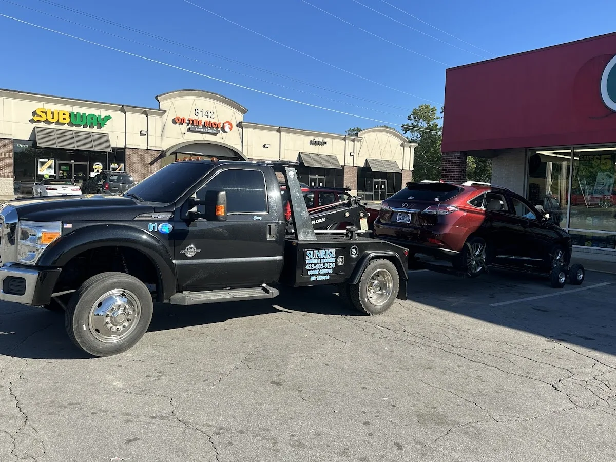 Sunrise Towing And Recovery
