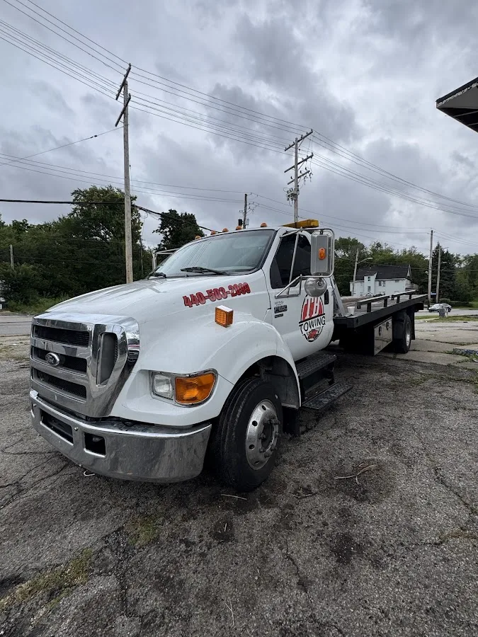 TB Towing LLC primary photo