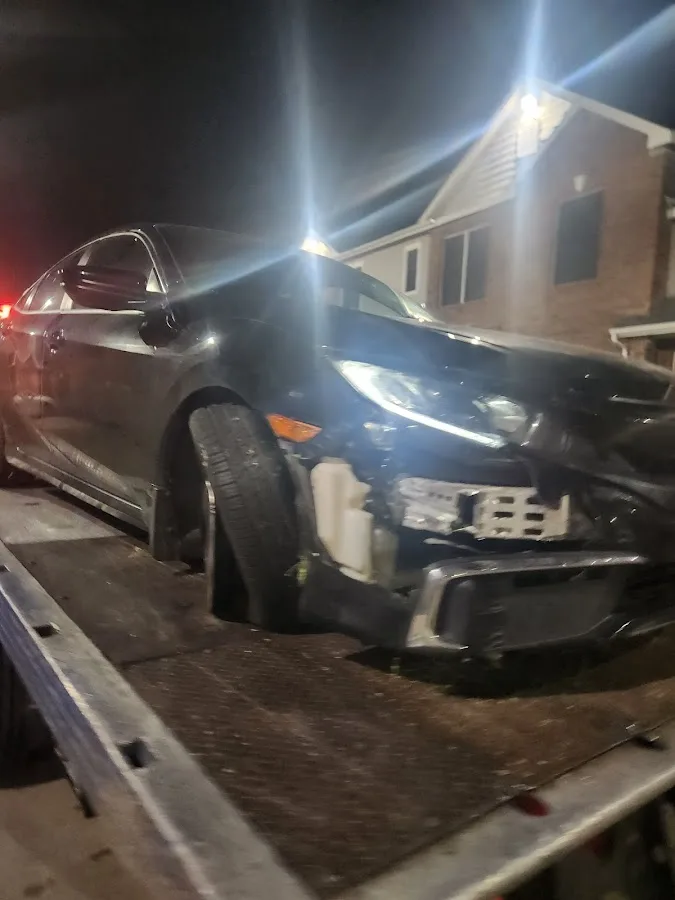 The Right Hook Towing and Roadside