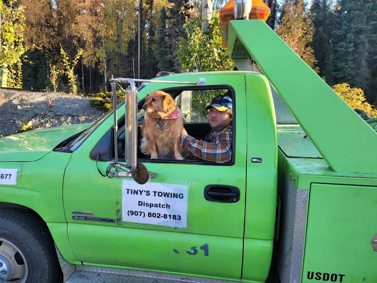 Tiny’s Towing